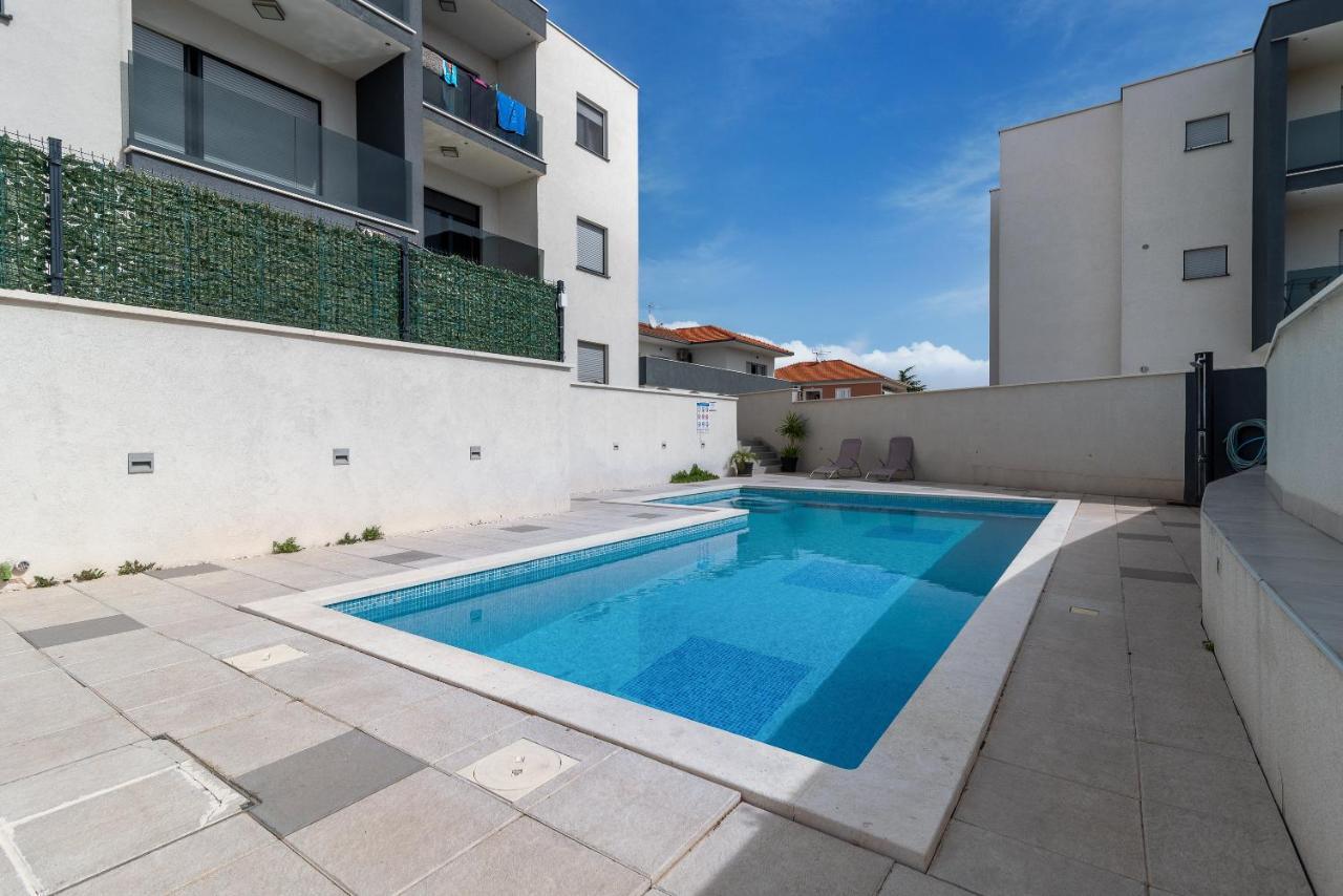 Apartman Lorena Trogir Exterior photo